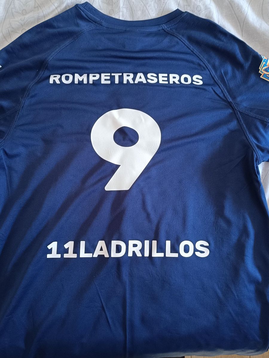 👕🧱 Camiseta Oficial 11Ladrillos: ¡Viste la Gran Obra Maestra!🛫 Envios en España product image (4)