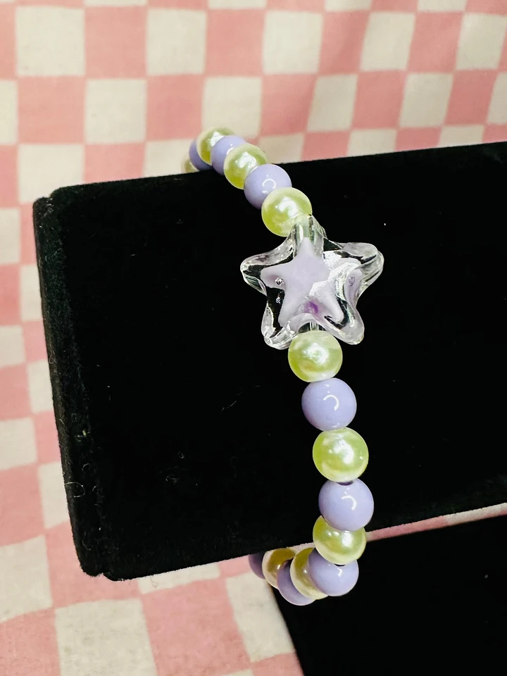 Purple and Pearl Stretch Bracelet product image (1)
