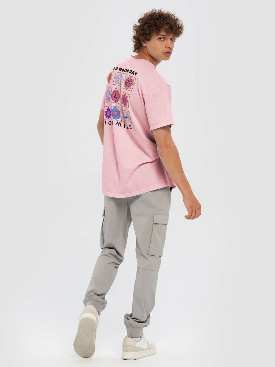 Bloom Buddies Cartoon Flower T-Shirt - Blossom product image (3)