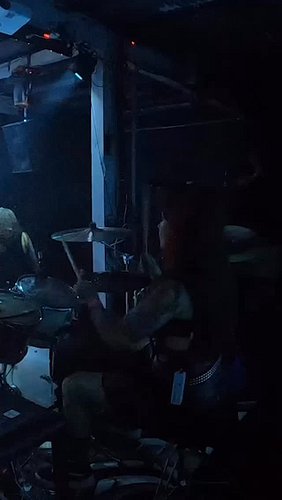 Diarrhea Solo😎

Costa Rica was amazing ❤️🇨🇷 Los amo! Nos vemos en Noviembre! 

#metalband #drumsolo #solo #drummer #drums #me...