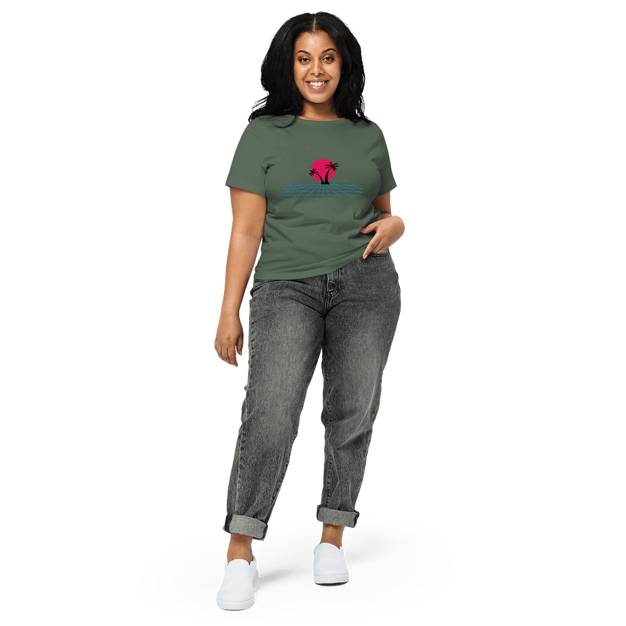 Retro Sunset Palm Women's Tee product image (3)