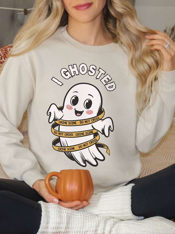 Cute Kawaii Ghost Halloween Sweatshirt for True Crime Lovers product image (5)