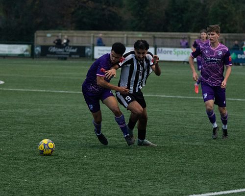 𝘼𝙘𝙩𝙞𝙤𝙣 shots against @hitchintownfc. 🥊📸
