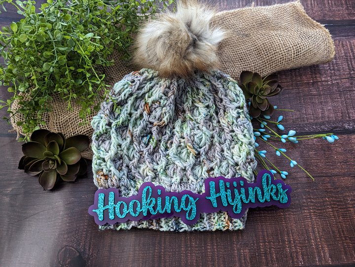 Wavy Dots Beanie - Glacier product image (1)