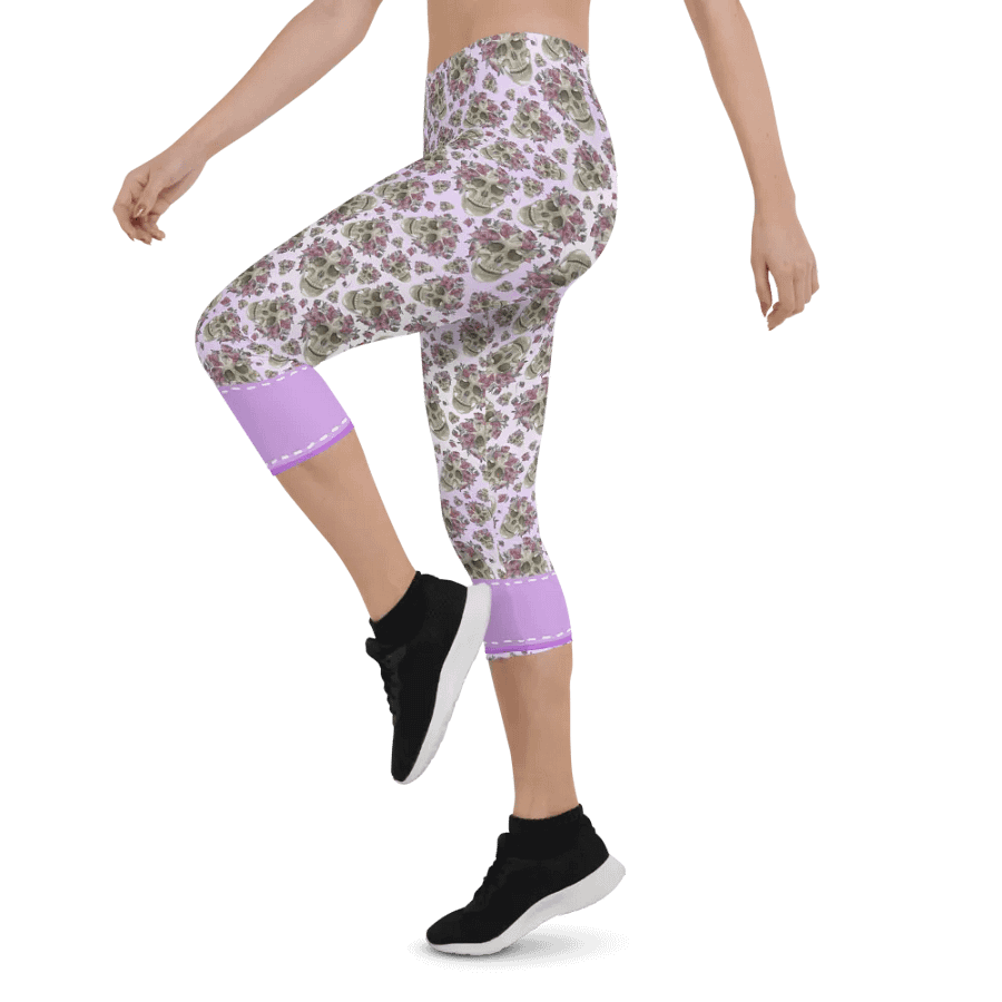 Smoky Lilac Skull & Rose Capri Leggings product image (4)