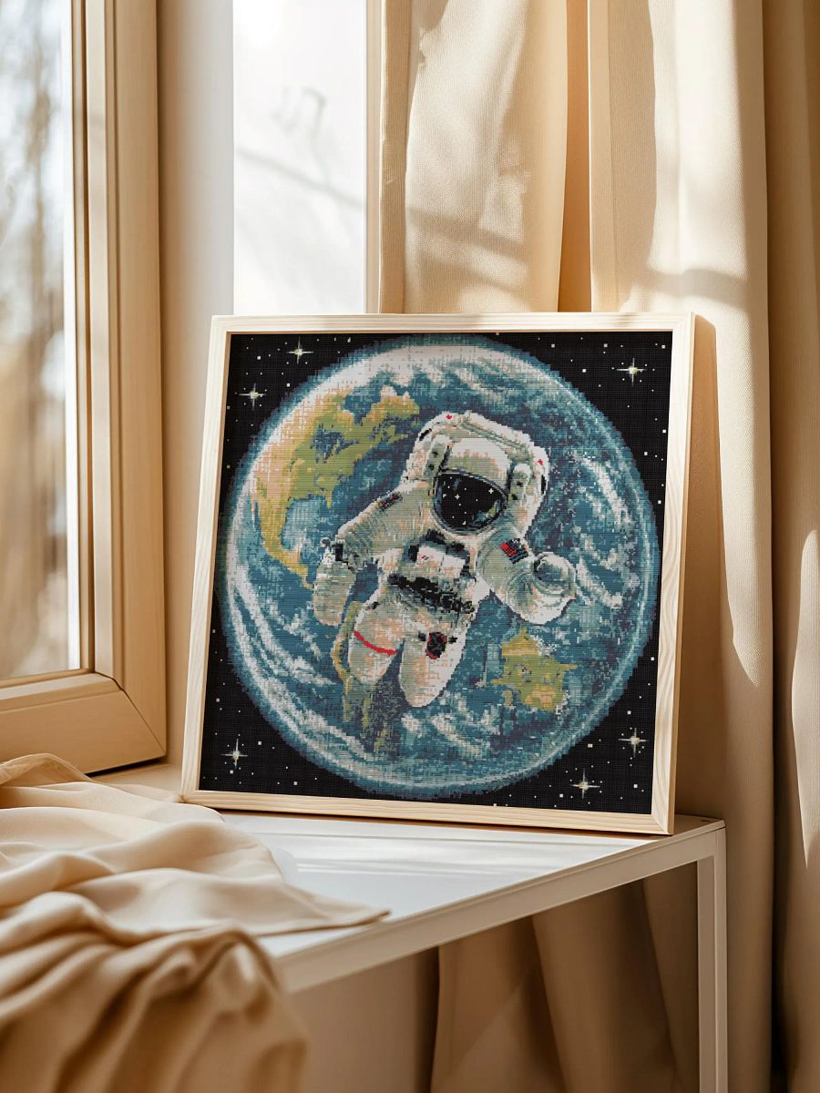 Cosmic Astronaut product image (4)
