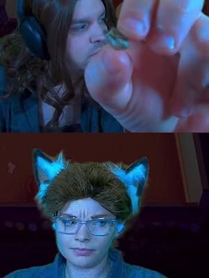 Redward threatened by a BUG | #sleepykatara on #Twitch