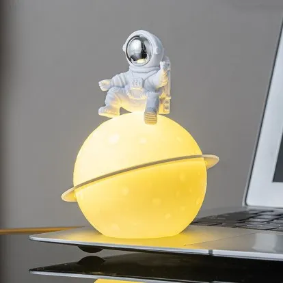Austronaut Moon product image (1)