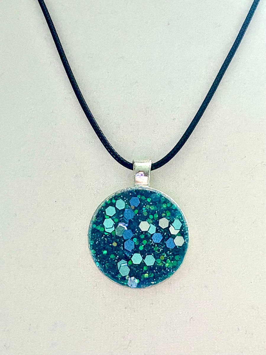 MFD-00234 | Ocean’s Sparkle – Resin Glitter Pendant Necklace | Handmade Jewelry by Monique Faella Designs™ product image (2)