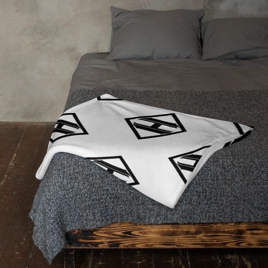 Halocene Throw Blanket product image (11)