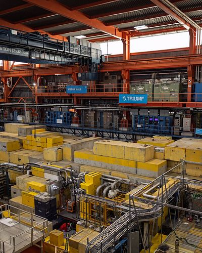 set 4 from @triumflab photo walk