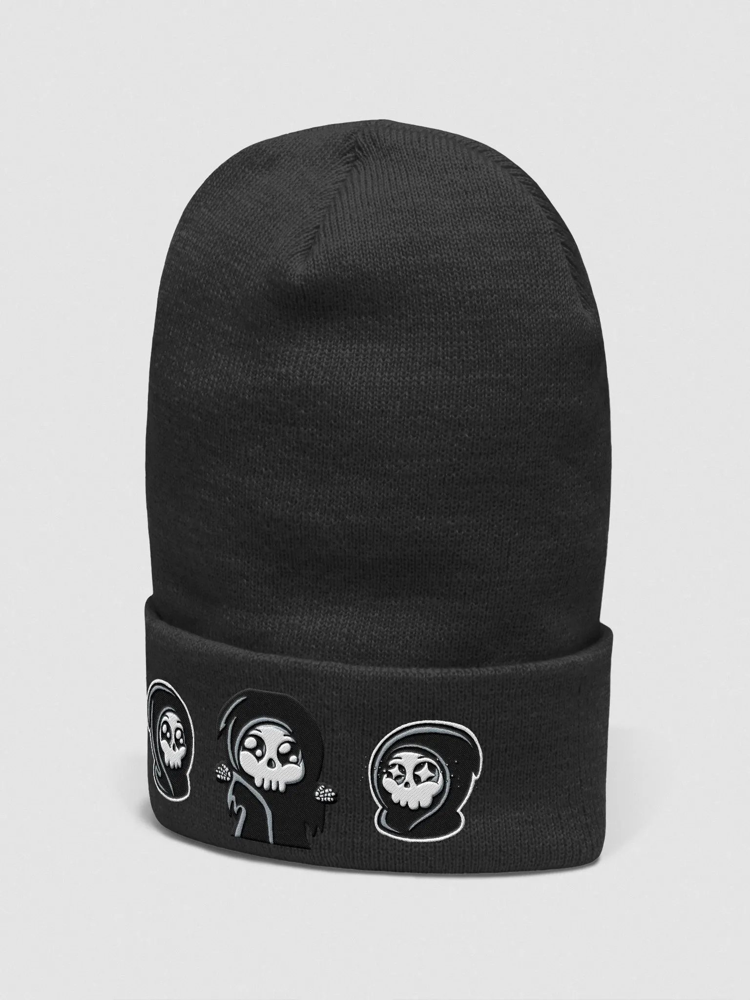 Skully Beanie product image (18)