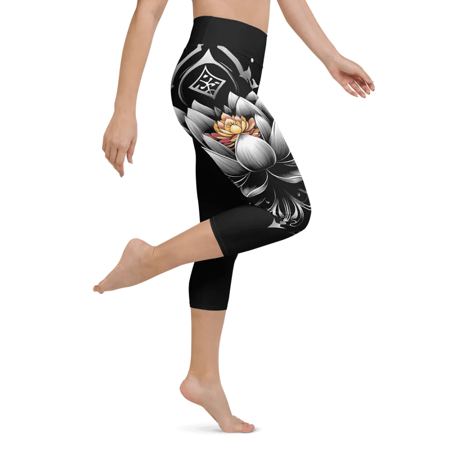 Lotus Bloom Yoga Capri Leggings product image (4)