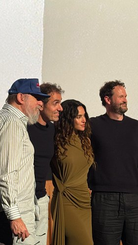 #Splitsville Q+A with #AdriaArjona, Michael Angelo Covino, and Kyle Marvin. Moderated by Comedy Legend Larry Charles. 

Split...