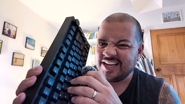 Video thumbnail