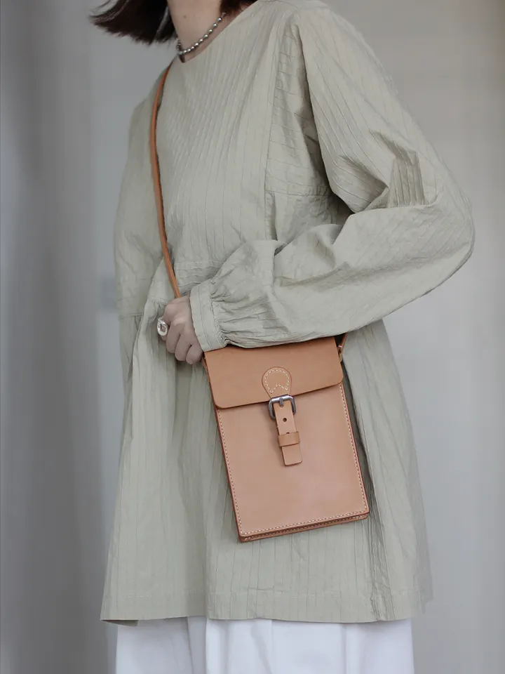 Vegetable Tanned Leather Classic Satchel – Honey product image (2)