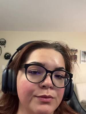 Come hang out with us!  #callofduty #bo6 #girlgamer #warzone ##fyp##smallstreamer##cod