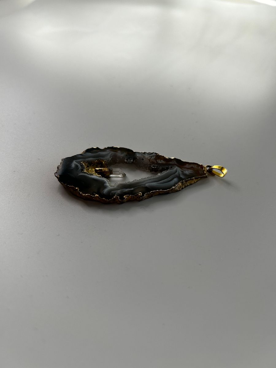 Agate Slice Clear Quartz Crystal Gold Tone Pendant product image (4)