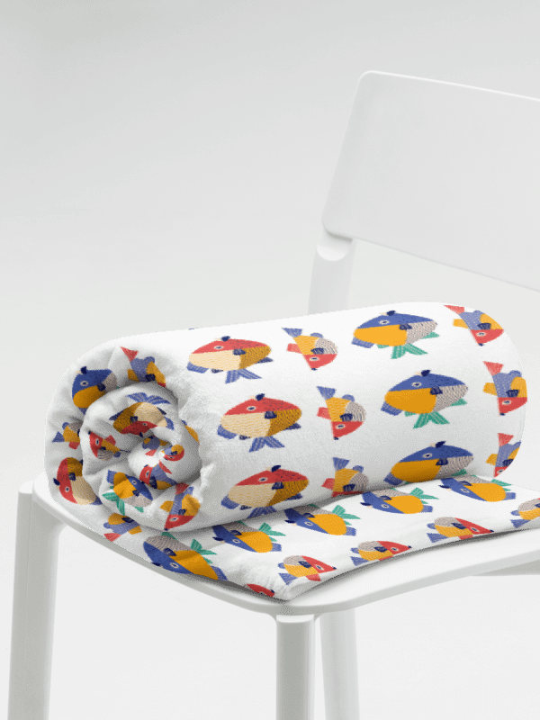 Fish Pattern Throw Blanket – Soft Fuzzy Printed Blanket product image (5)
