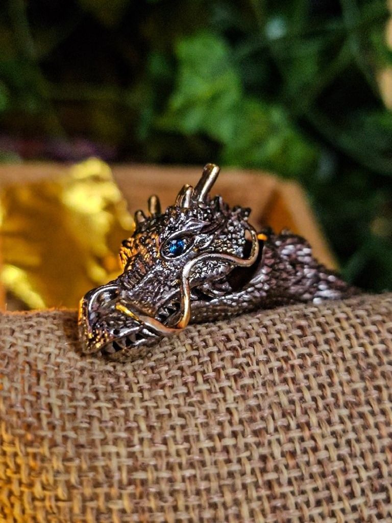 The Armored Kingdom Stormborn Dragon Bracelet product image (4)
