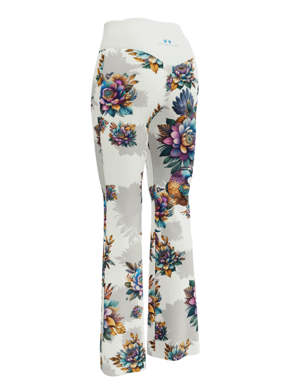 Garden of EDEN-Flare Leggings product image (10)