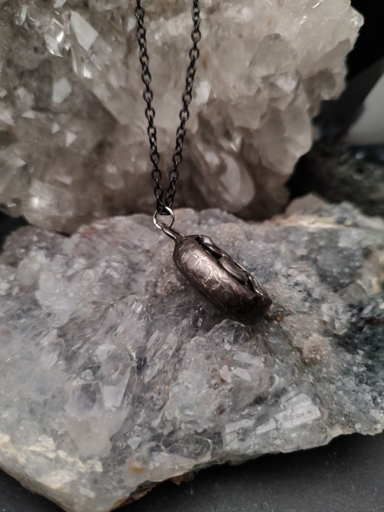 Familiars - Serpent Amulet II product image (3)