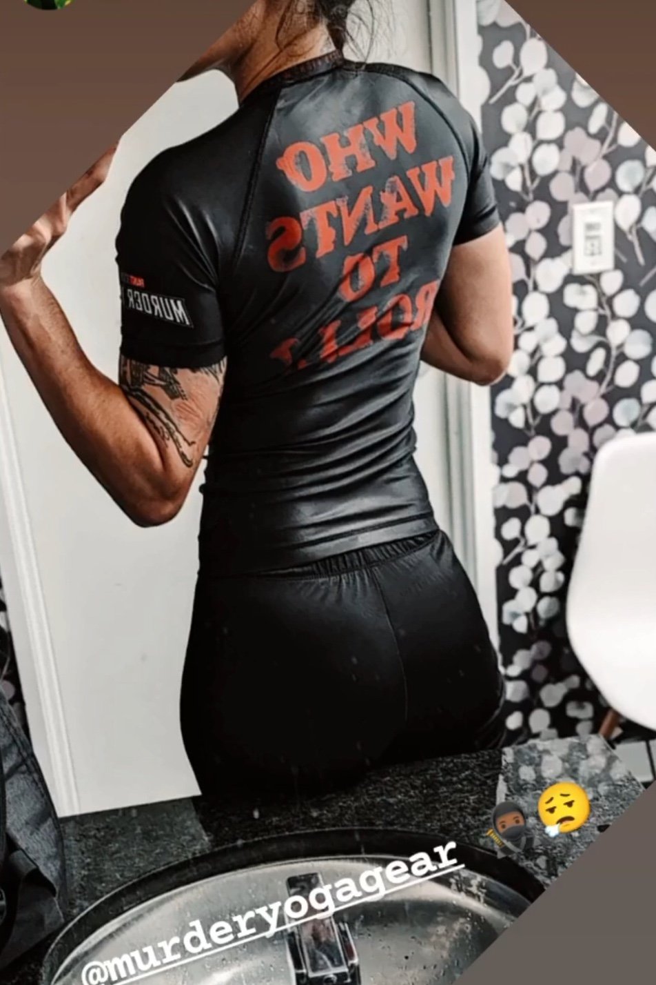 Wanna Roll? [ Rashguard ] product image (7)