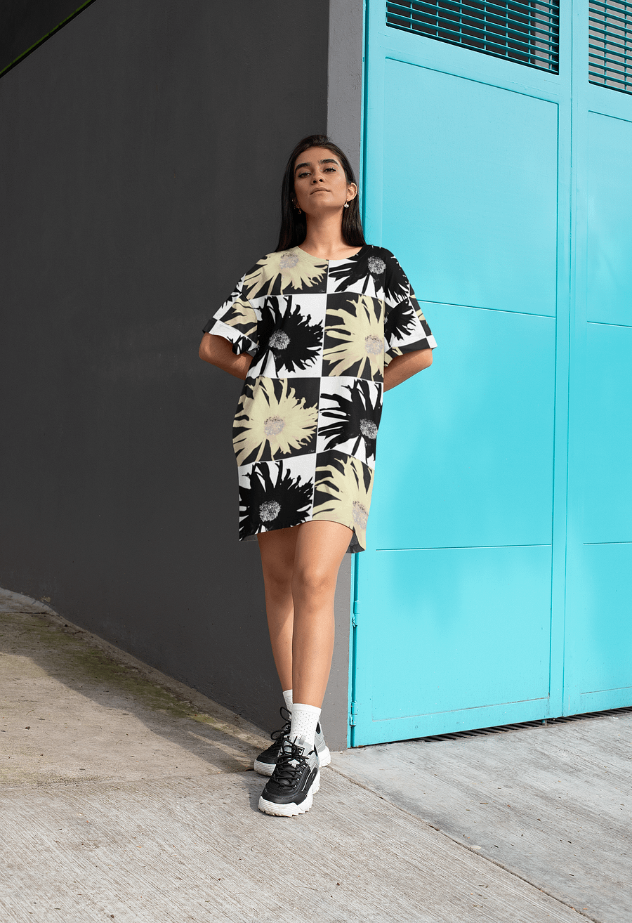 Abstract Black and Yellow Daises Ladies T Shirt Dress product image (3)