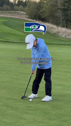 Perfect day for both 🏈🏌🏻⛳️ #seahawks #gohawks #pnw #seattle #wouldyourather