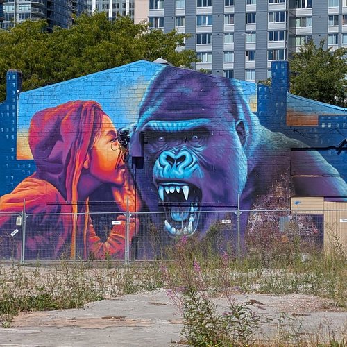 Good morning! Here's more pics from our trip of the cool murals we saw while traveling in Seattle. Have a wonderful day and w...