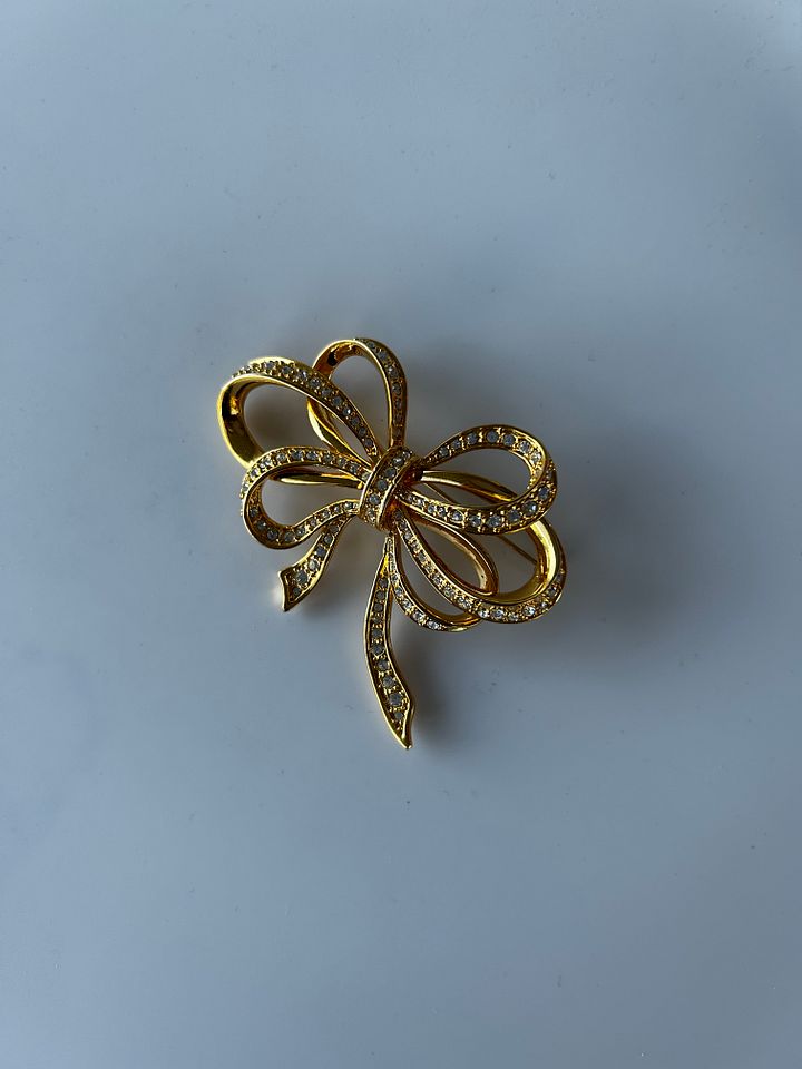 Gold Tone Rhinestones Bow Brooch product image (2)