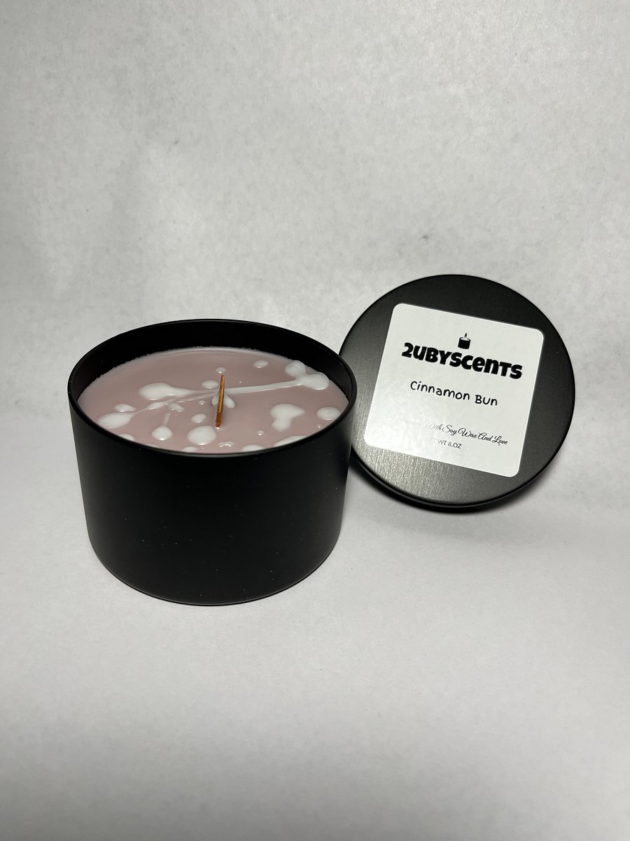 Cinnamon Buns Scented 8. oz Candle product image (4)