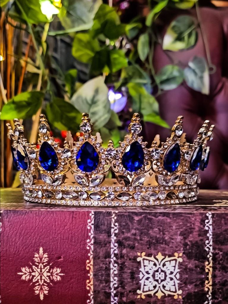 The Armored Kingdom Oceanic Sapphire Blue Queens Crown (Gold) product image (6)