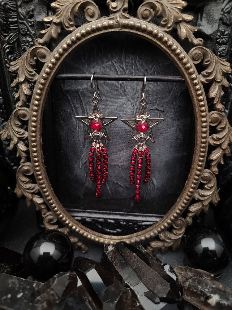 Earrings ShadowRealm - Scarlet ShadowDrop product image (3)