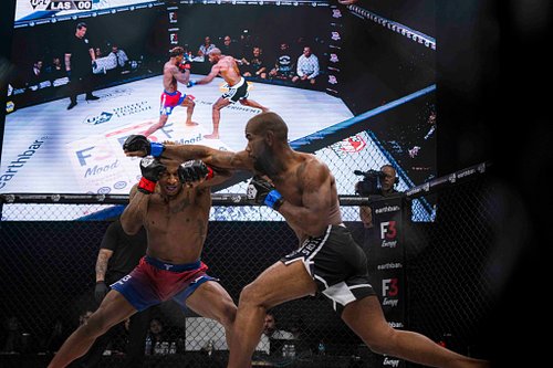 Every round, every moment — raw intensity from UFL 5 in Arizona. 🥊⚡ #UFL5 #FightNight
