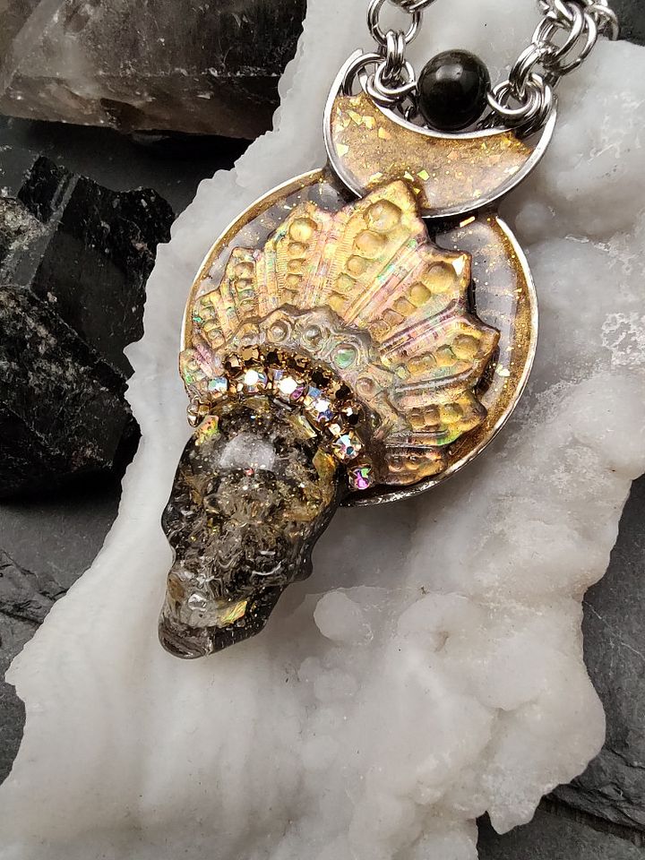 Epoxica - Golden Halo Skull product image (2)