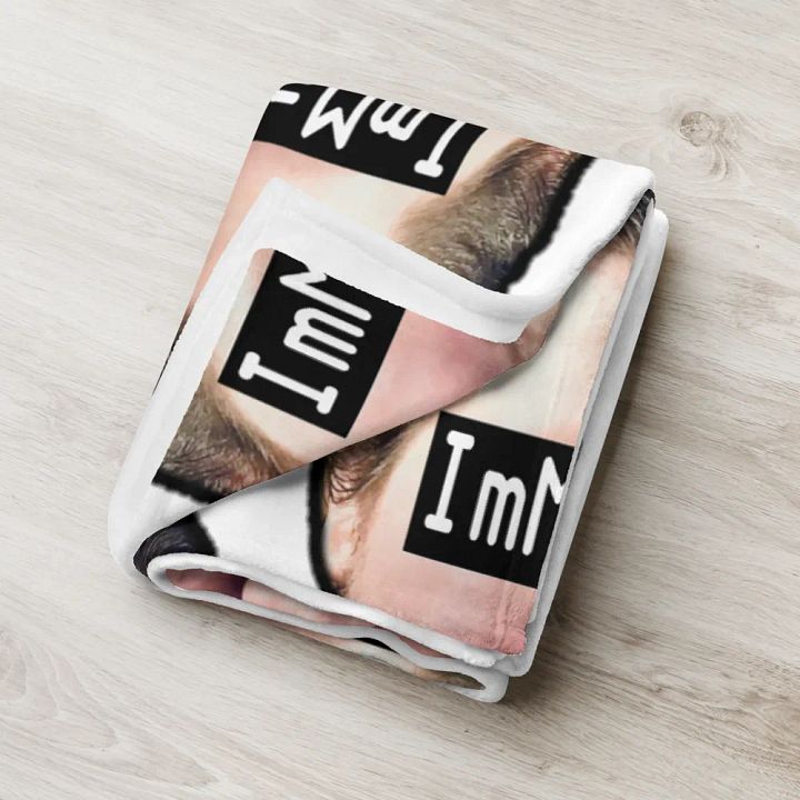 The MarkJr Throw Blanket product image (2)