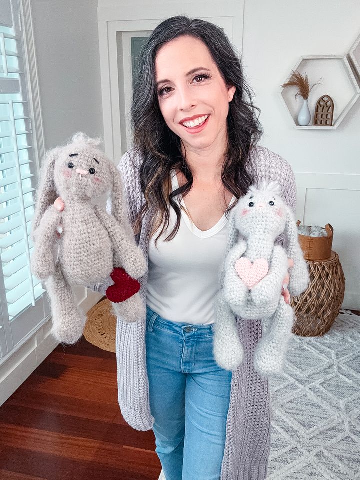 Be My Bunny Crochet Pattern - Free Pattern for Valentines or Easter product image (1)