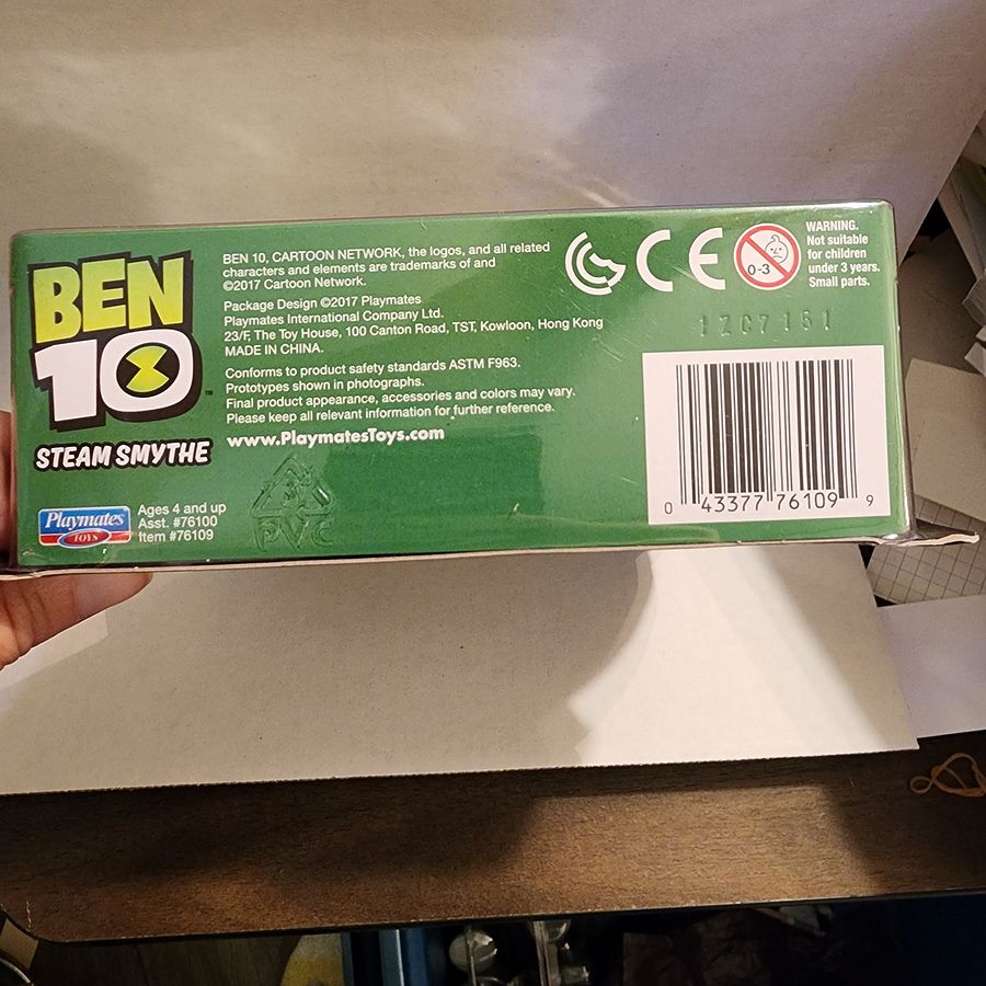 Ben 10 Steam Smythe with Scorpion Stinger - New in package product image (10)