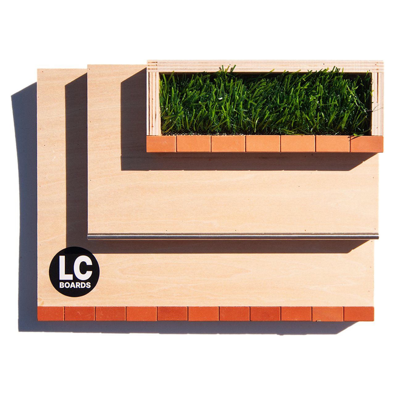 LC BOARDS FINGERBOARD 3 BLOCK PLAZA RAMP WOOD product image (1)