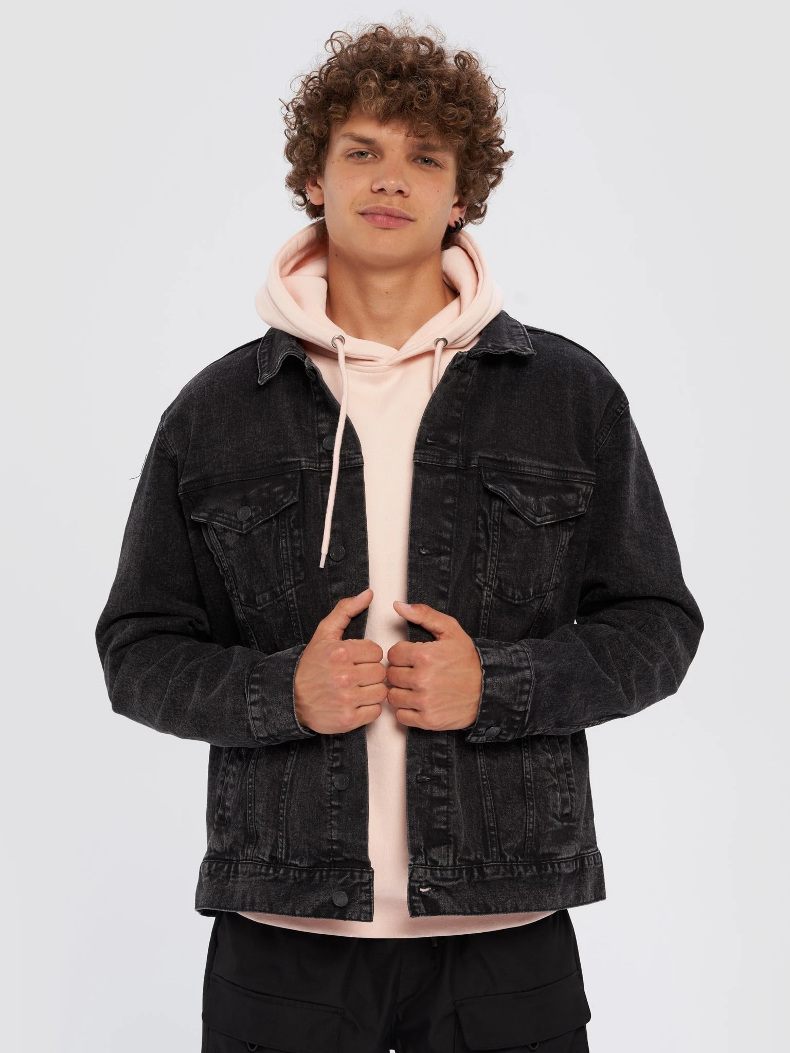 GUILLOVELO DENIM JACKET product image (1)