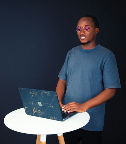 🚀 Transformez vos ambitions en réalité ! Découvrez mon portfolio en ligne et laissez-vous inspirer par mes réalisations profe...