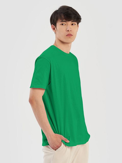 Photo showing Gildan Unisex Softstyle T-Shirt