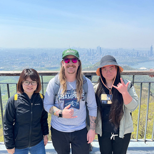 Amazing hike with my friends Phoebe and Dana!! Summited Purple Mountain followed by a walk at Xuanwu Lake and finished with a...