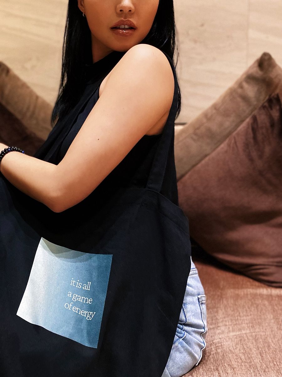 eco-tote | 'it's all a game of energy' product image (5)