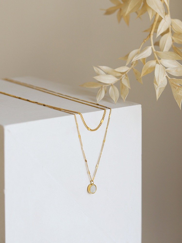 Double-Layer White Shell coin Necklace | 18K Gold Plated product image (8)