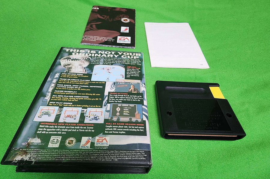 SEGA GENESIS - NHL '95 - CIB product image (2)
