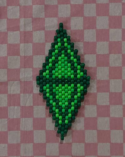 Sims Plumbob Diamond!
.
.
.
#thesims #kandi #beads #ponybeads #beadwork #sims4 #plumbob #plur #rave