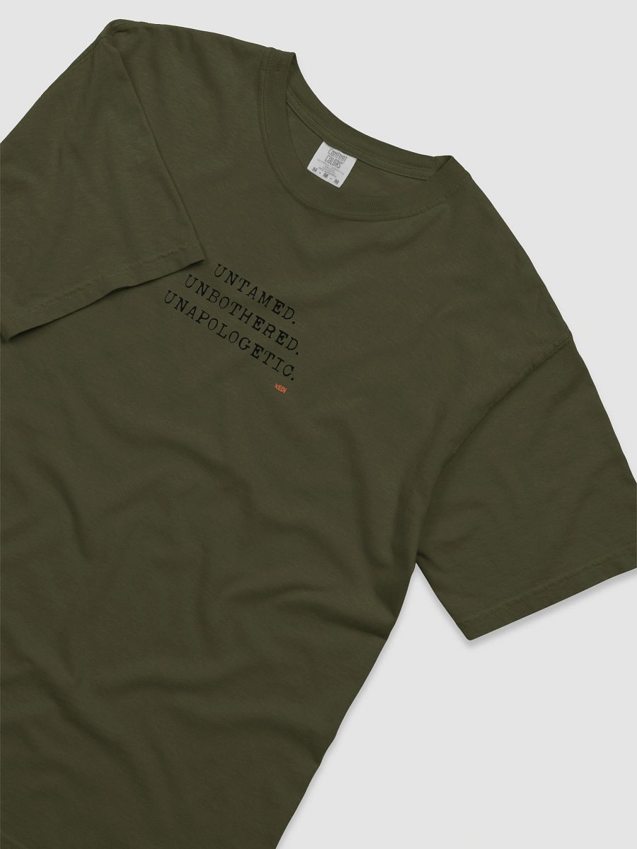 Untamed Unbothered Unapologetic Comfort Tee product image (64)