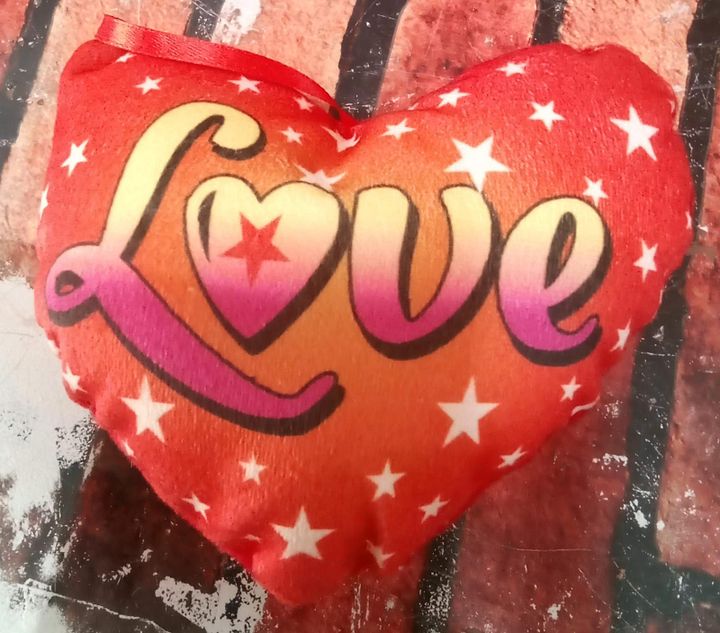 HEART PILLOW product image (1)